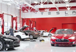 'Dịch vụ tốt nhất là không cần dịch vụ' - phương châm lạ của Tesla