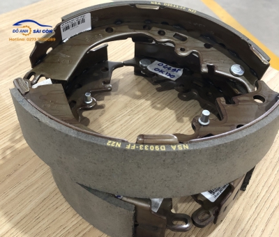 Bố thắng sau (Bố càng) TOYOTA FORTUNER 09=HILUX 2012 gầm cao (2.5&3.0) Hàng chính hãng của TOYOTA.